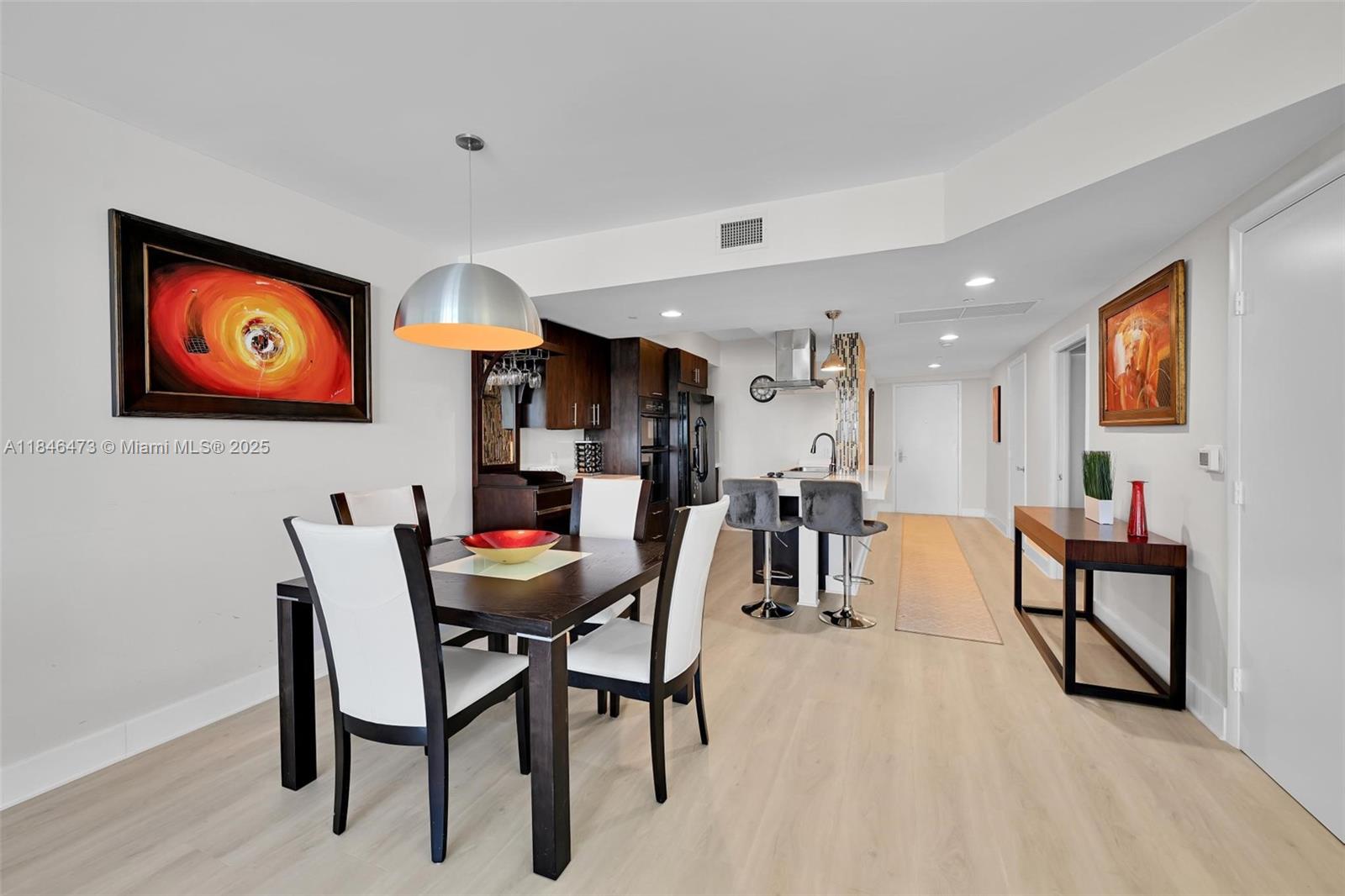 BEACH CLUB CONDO - Residential Lease