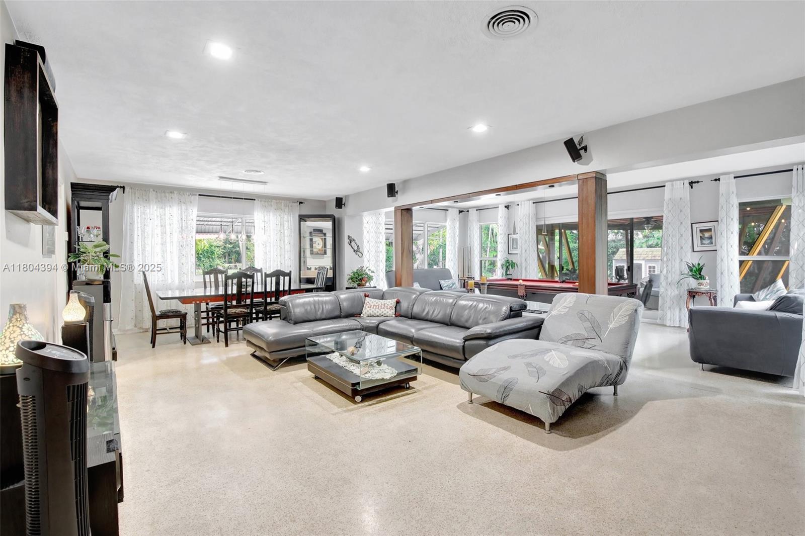 PLANTATION GARDENS 1ST SE - Residential