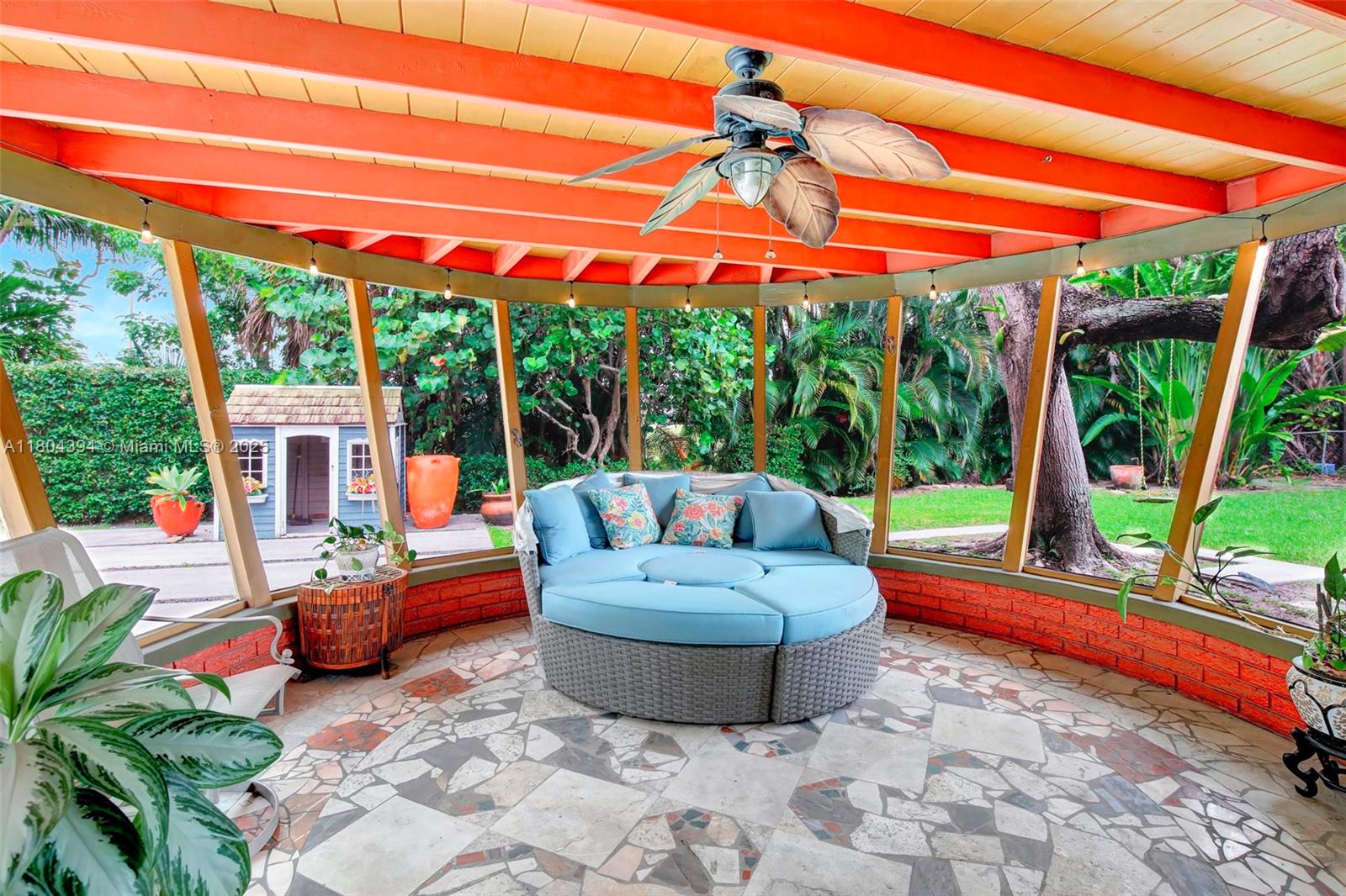 PLANTATION GARDENS 1ST SE - Residential