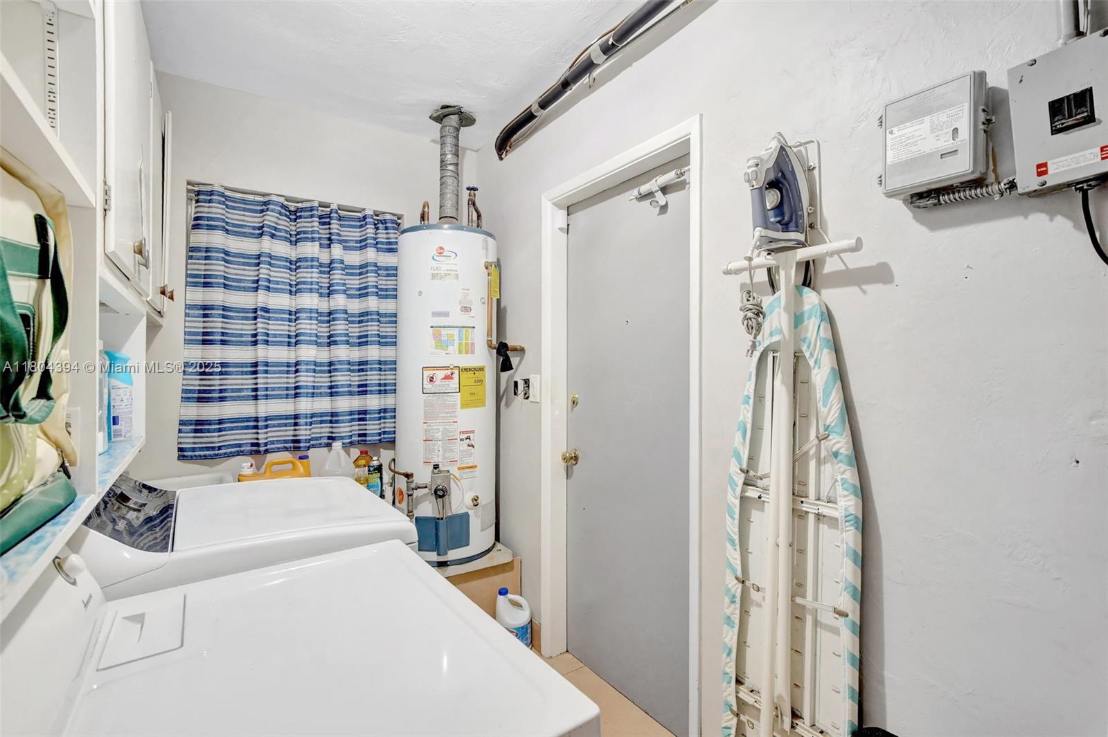 PLANTATION GARDENS 1ST SE - Residential