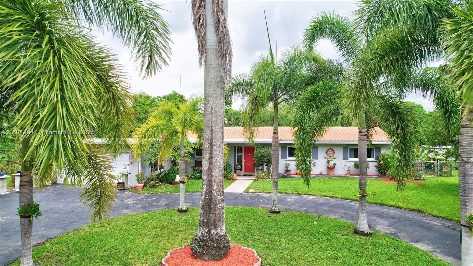 PLANTATION GARDENS 1ST SE - Residential