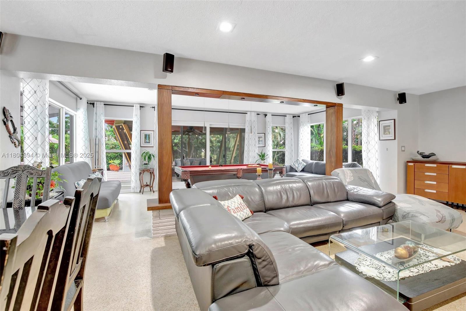 PLANTATION GARDENS 1ST SE - Residential