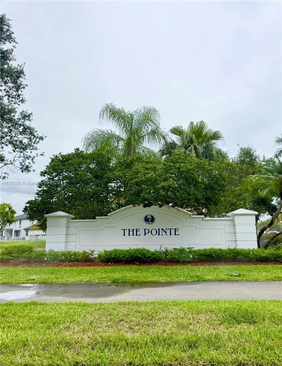 Pembroke Pines, Florida 33028, United States, 4 Bedrooms Bedrooms, ,3 BathroomsBathrooms,Residential,Active,123192
