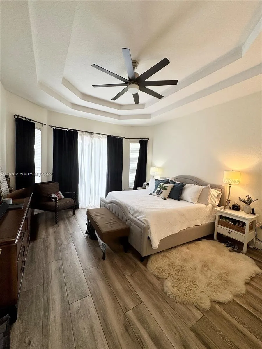 Pembroke Pines, Florida 33028, United States, 4 Bedrooms Bedrooms, ,3 BathroomsBathrooms,Residential,Active,123192