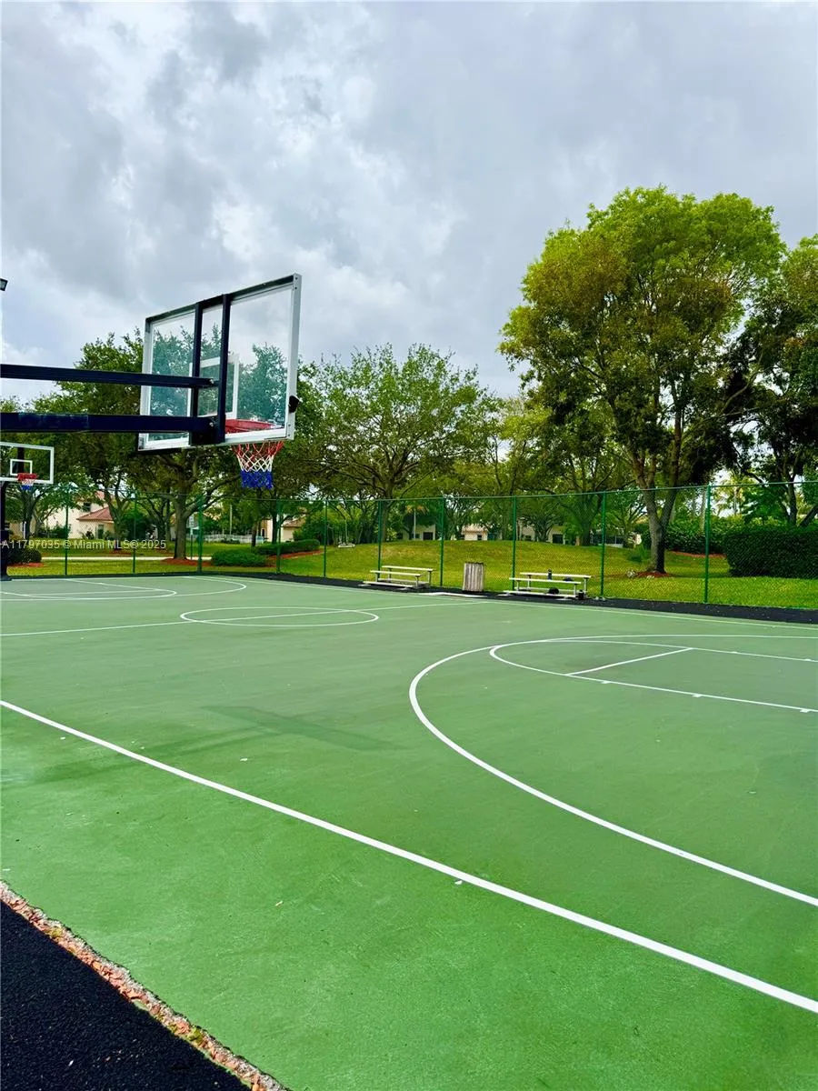 Pembroke Pines, Florida 33028, United States, 4 Bedrooms Bedrooms, ,3 BathroomsBathrooms,Residential,Active,123192