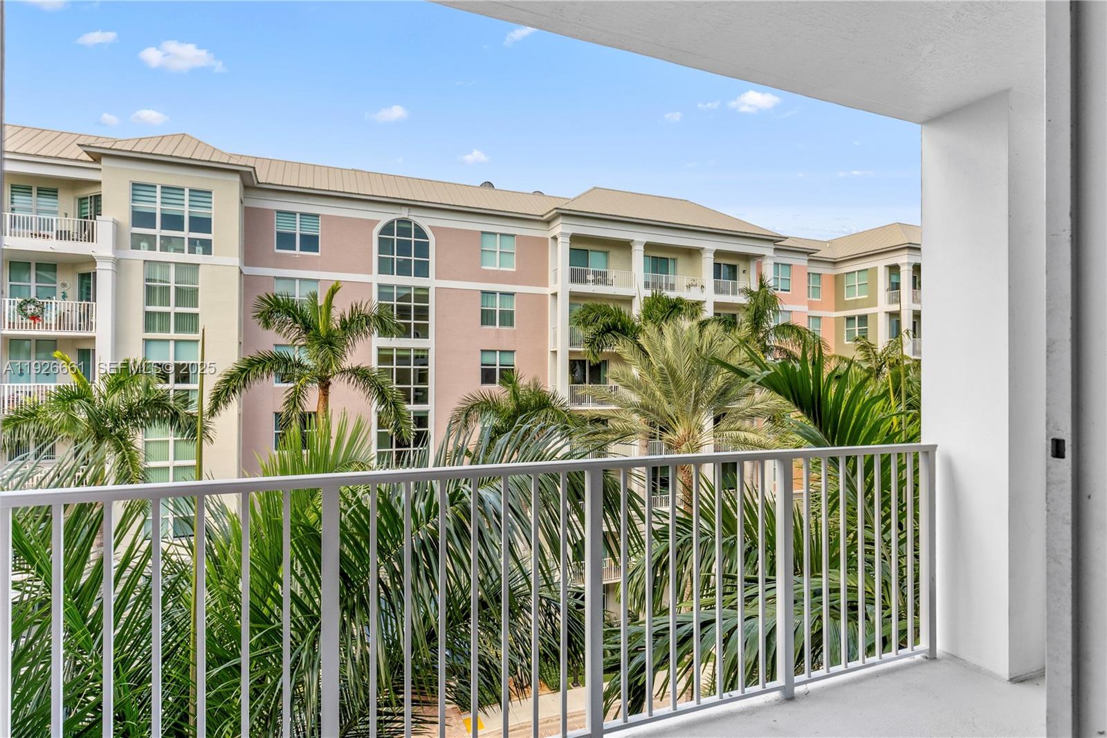MOORINGS AT LANTANA CONDO - Residential
