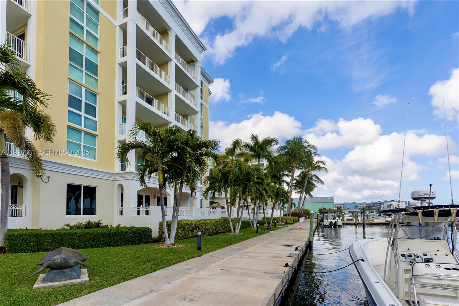 MOORINGS AT LANTANA CONDO - Residential