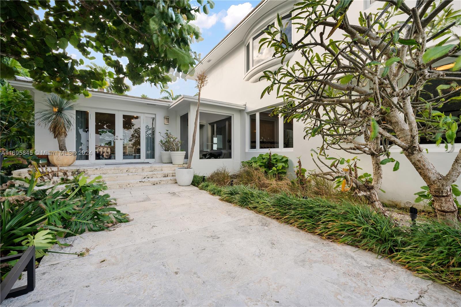 DI LIDO ISLAND - Residential