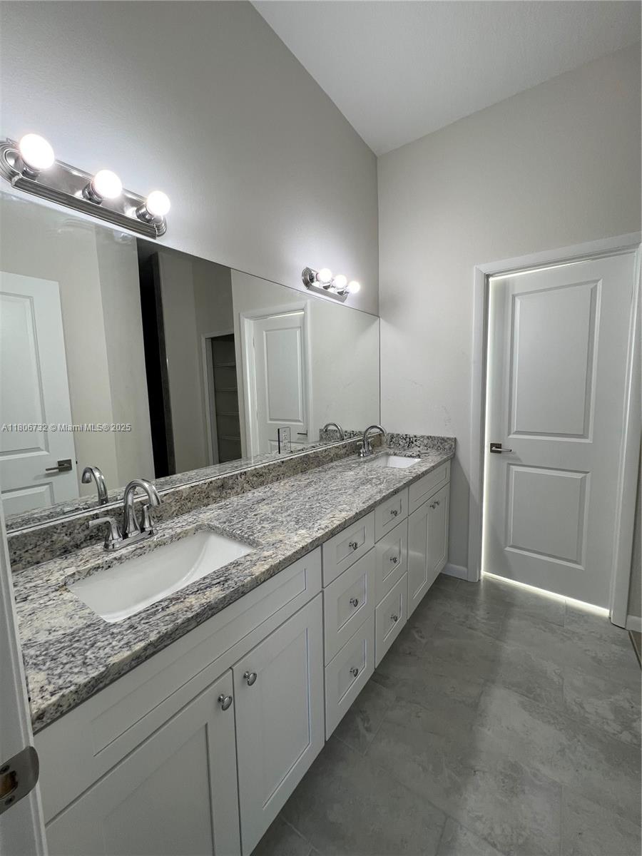 PORT LABELLE - Residential