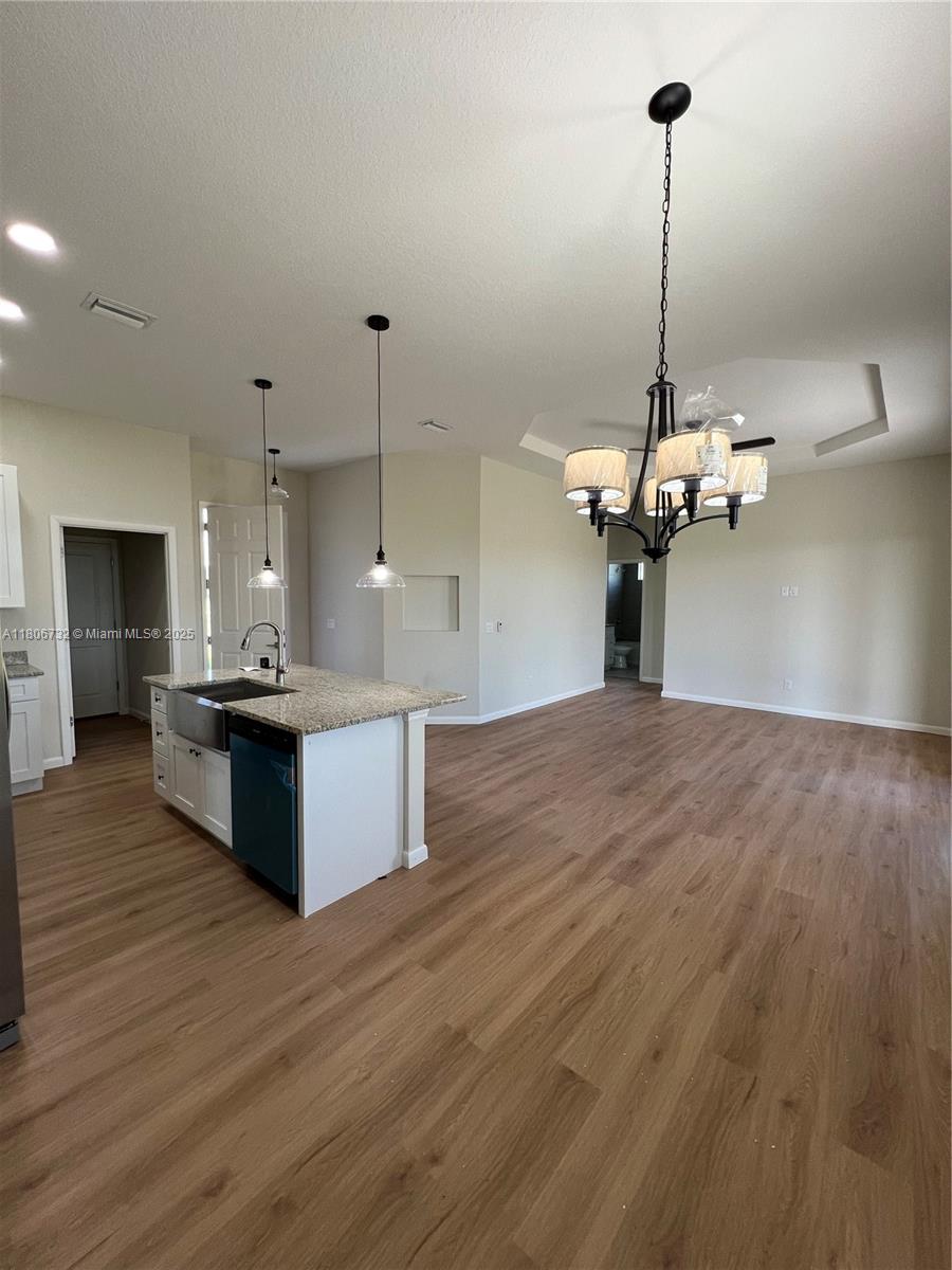 PORT LABELLE - Residential