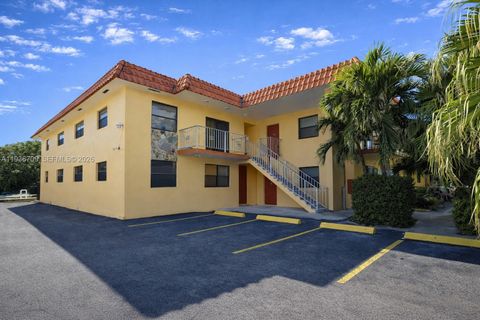 3522 NE 166th St 7 North Miami Beach FL 33160
