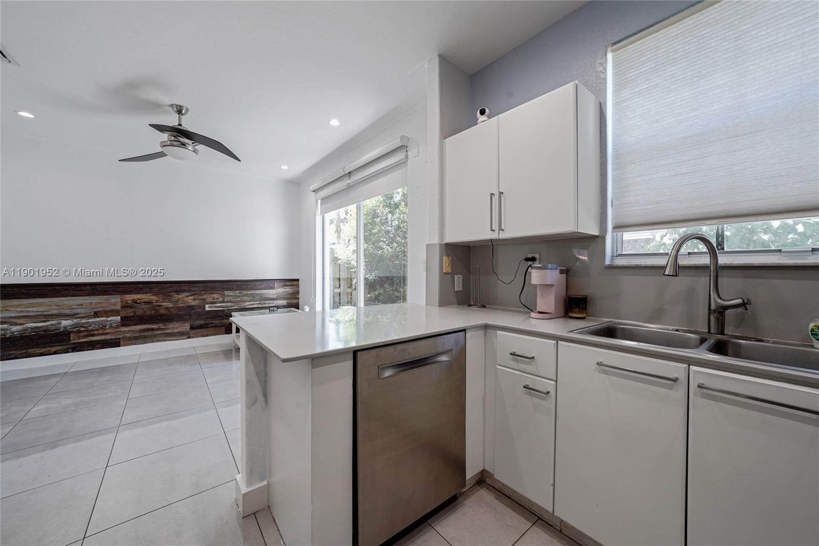 DORAL ISLES NORTH SEC TWO - Residential