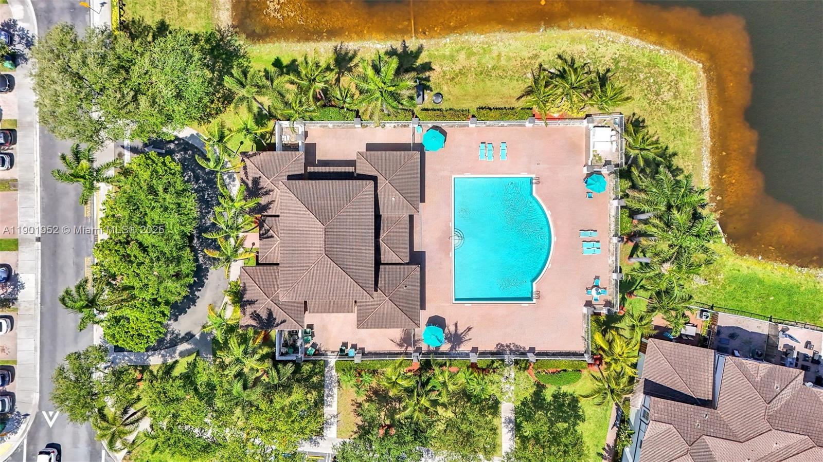 DORAL ISLES NORTH SEC TWO - Residential