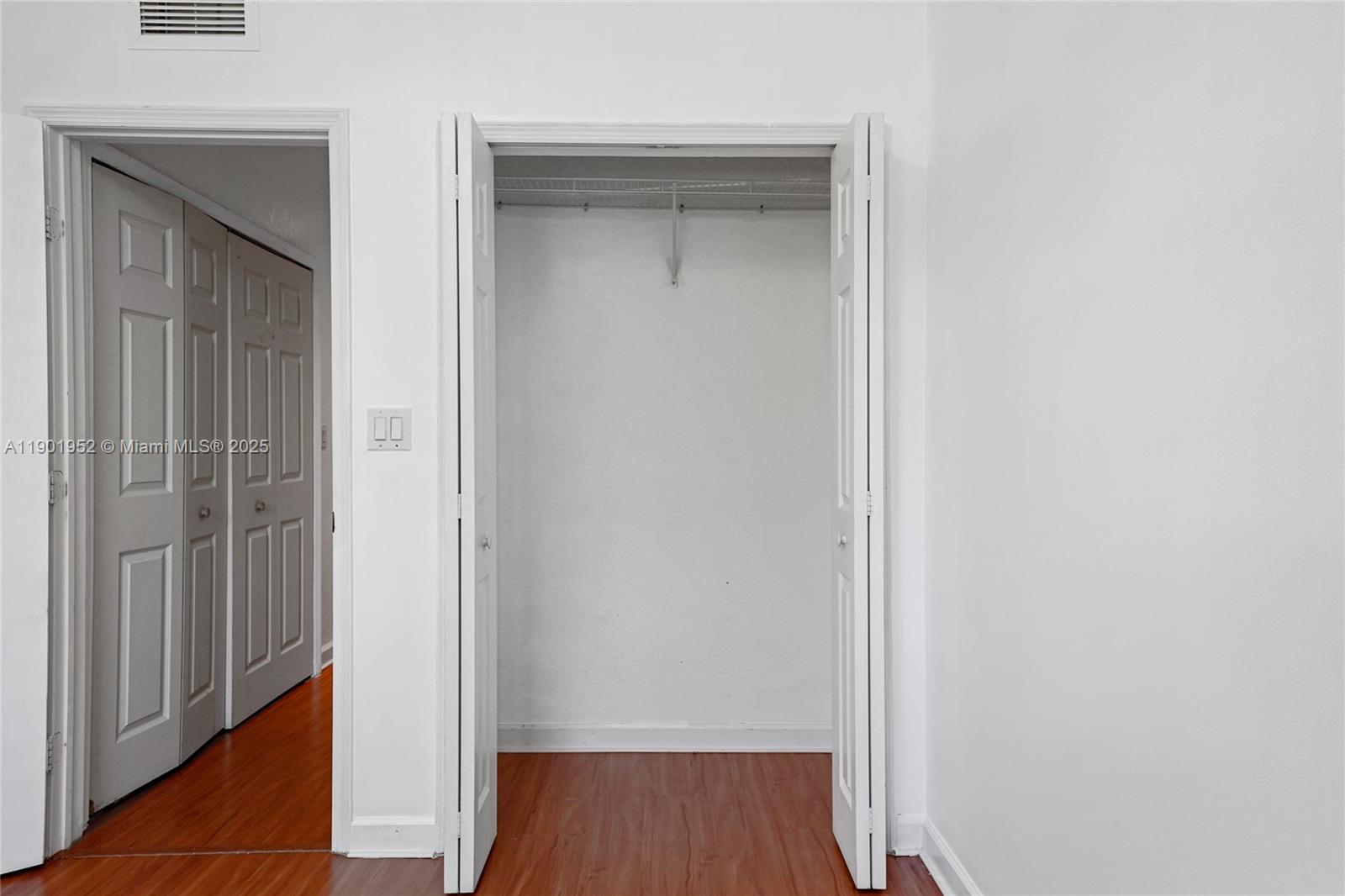 DORAL ISLES NORTH SEC TWO - Residential