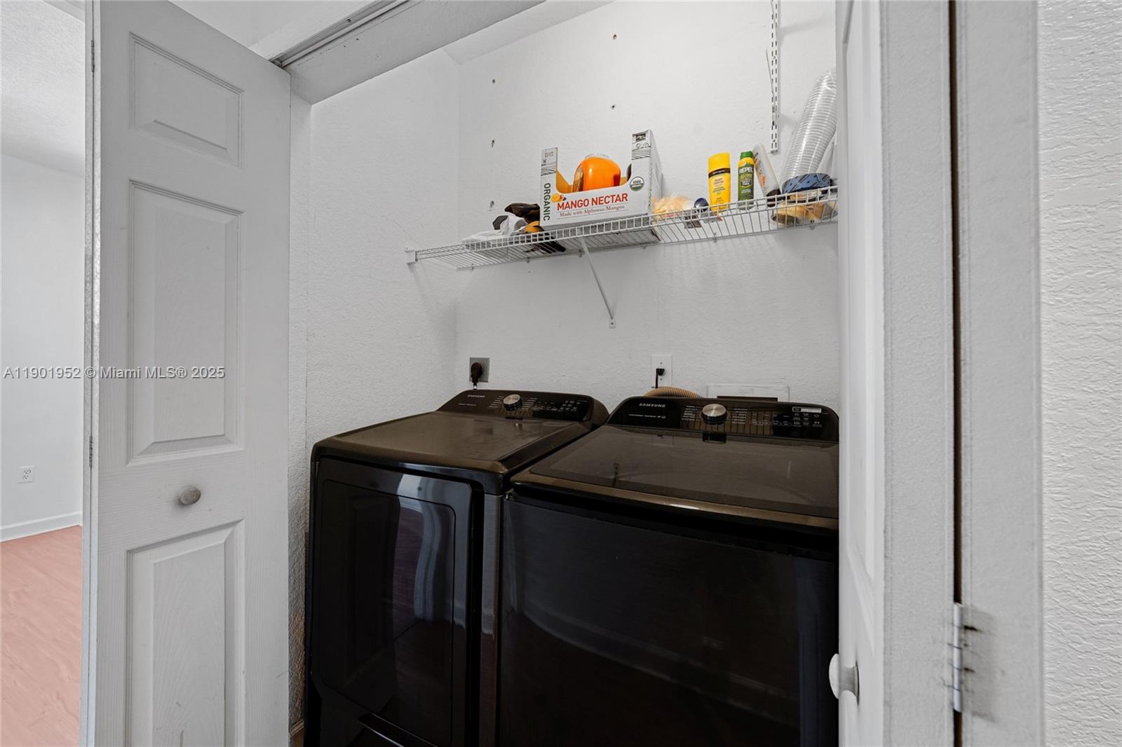 DORAL ISLES NORTH SEC TWO - Residential