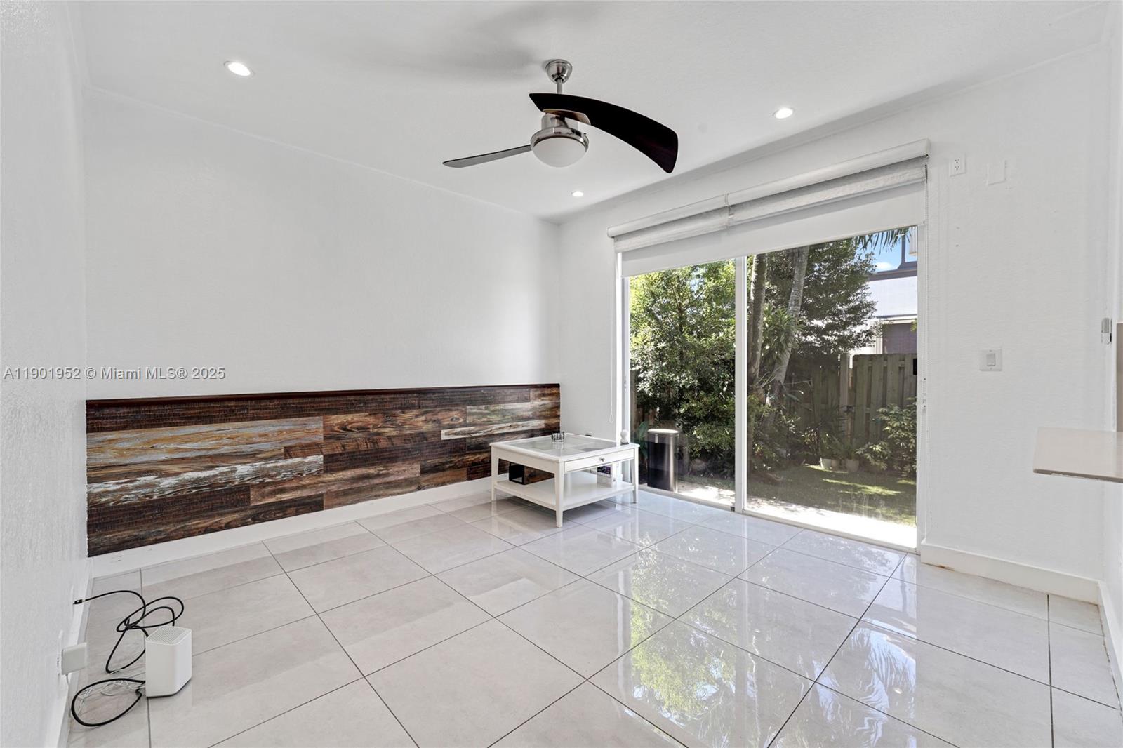 DORAL ISLES NORTH SEC TWO - Residential