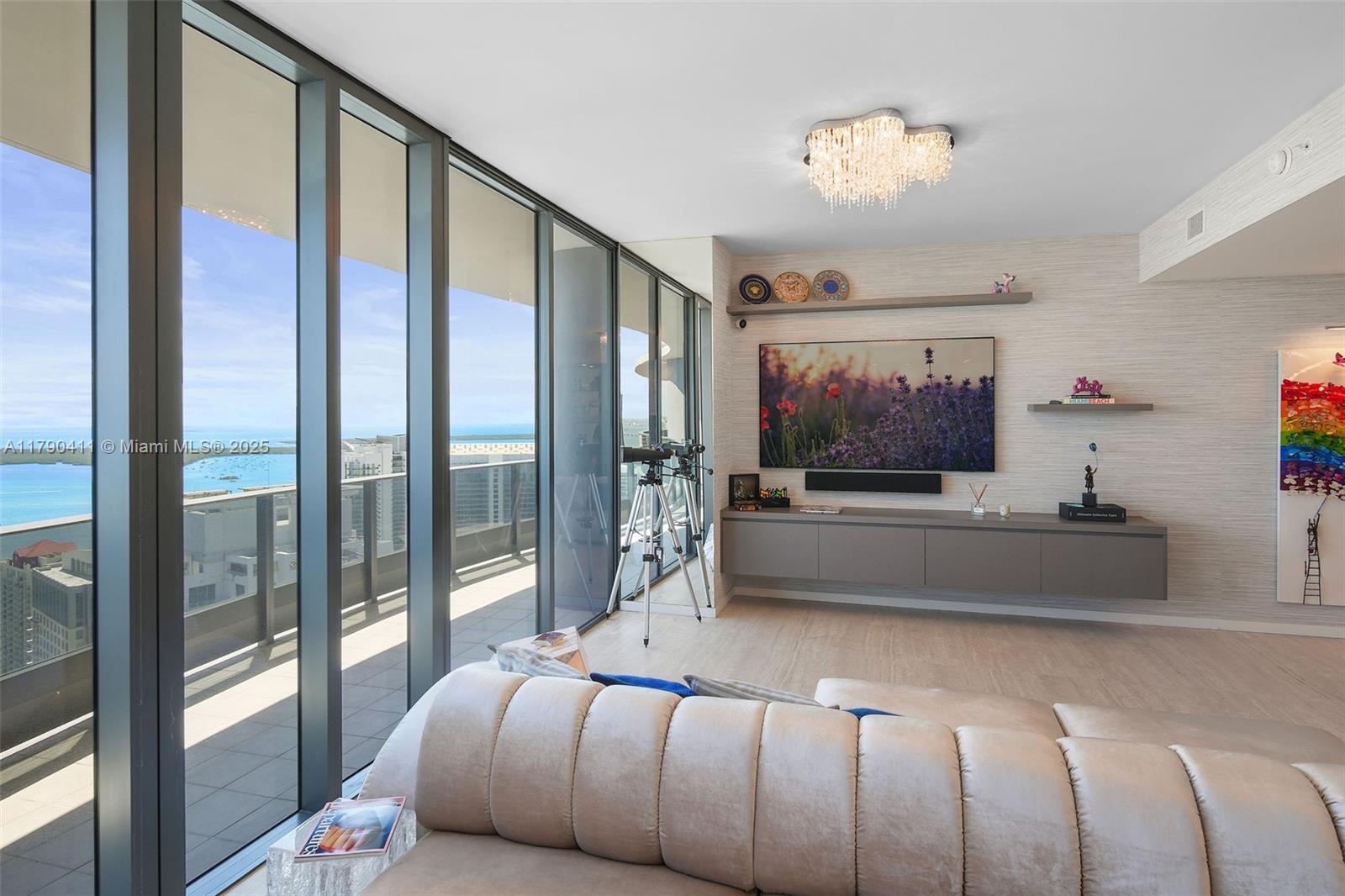 BRICKELL FLATIRON CONDO - Residential