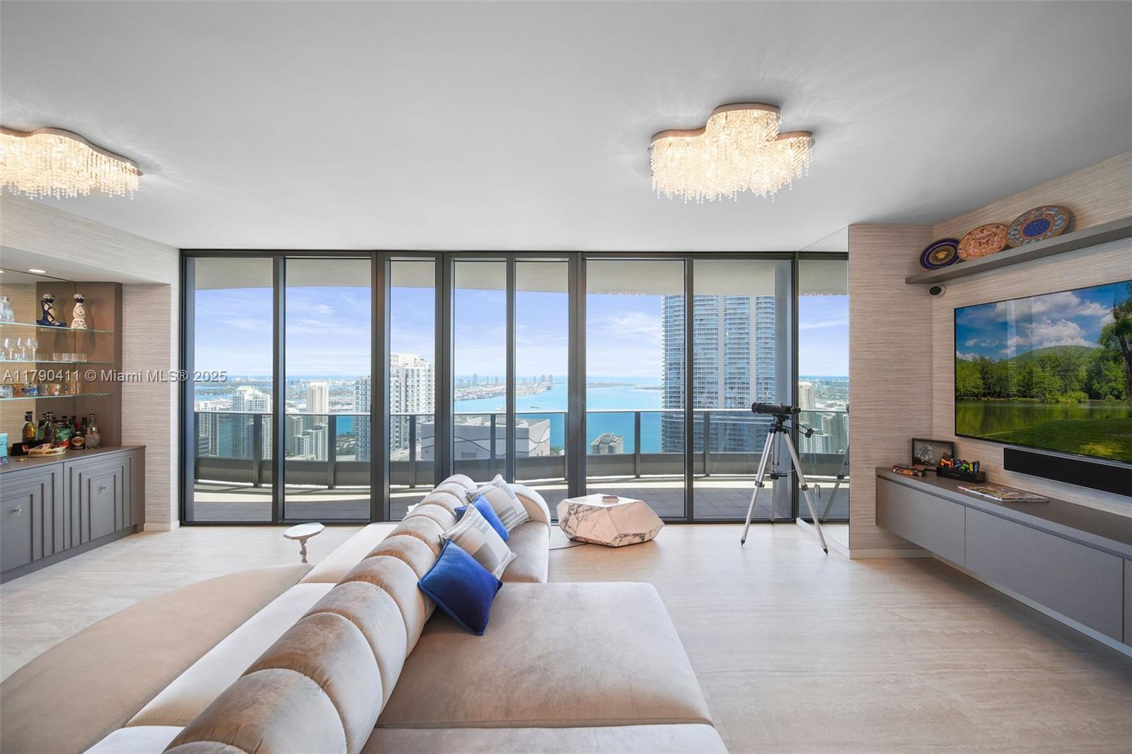 BRICKELL FLATIRON CONDO - Residential