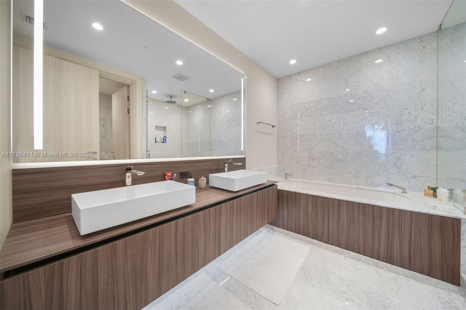 BRICKELL FLATIRON CONDO - Residential