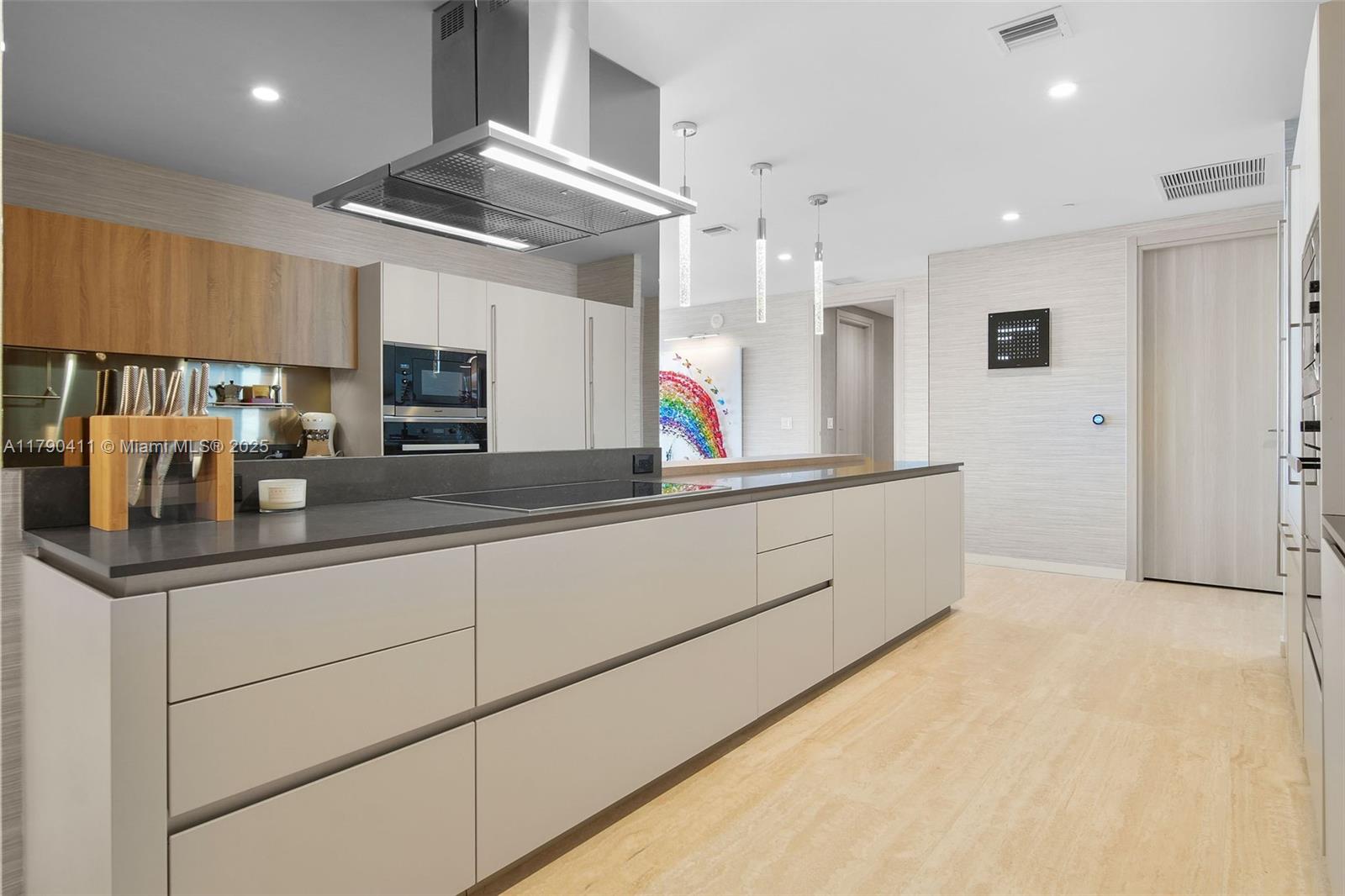 BRICKELL FLATIRON CONDO - Residential