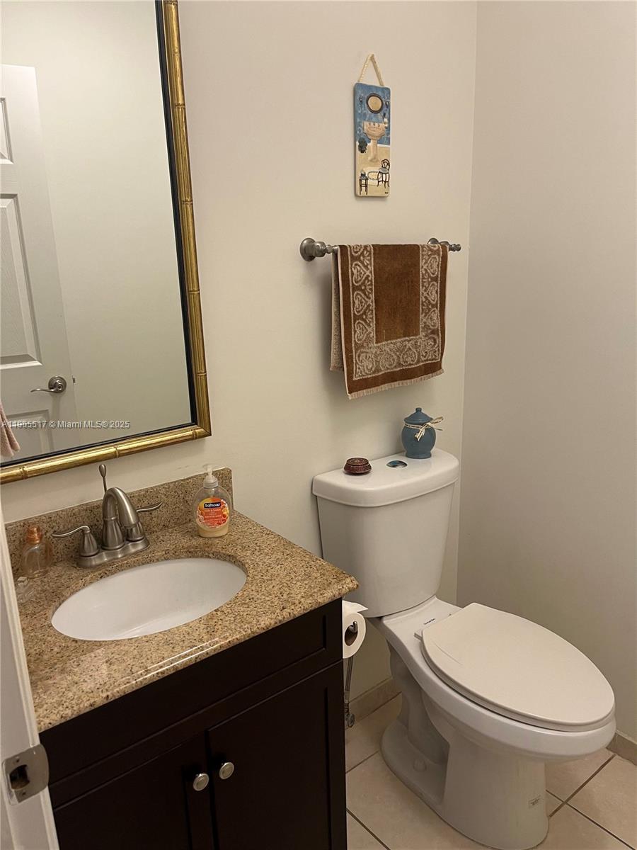 KINGS POINT TUSCANY CONDO - Residential