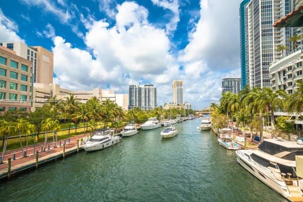 3800 S Ocean Dr 301
