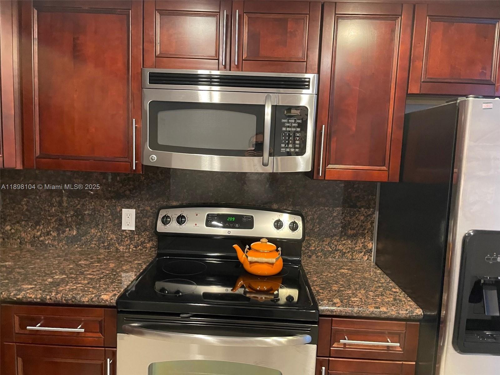 3800 S Ocean Dr 301
