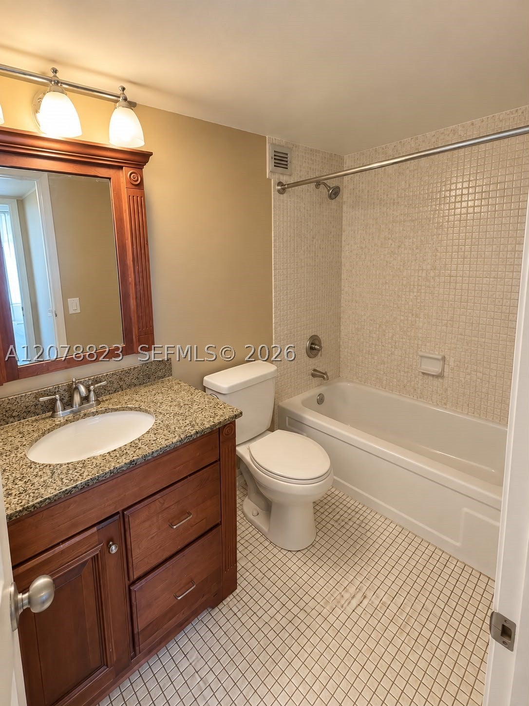 501 Three Islands Blvd 214