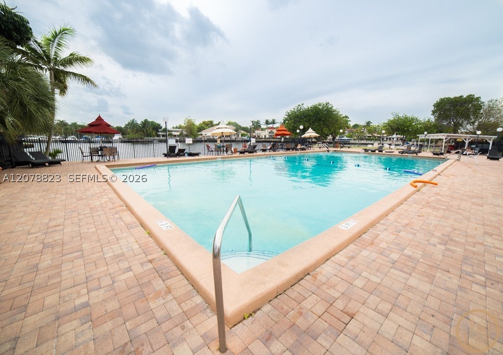 501 Three Islands Blvd 214