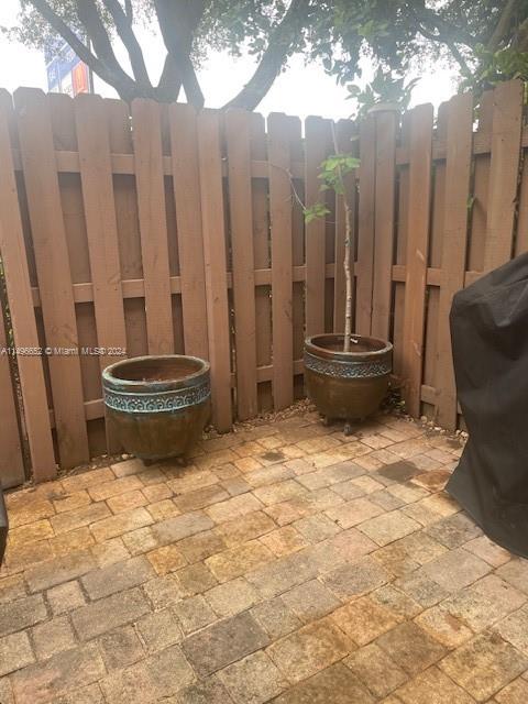 VILLAS AT CARMEL CONDO NO - Residential Lease