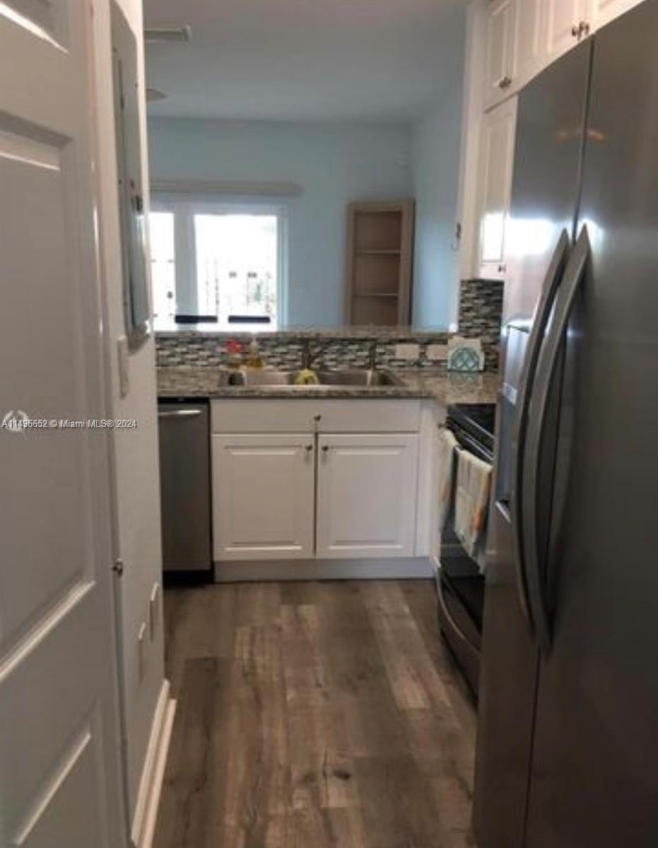 VILLAS AT CARMEL CONDO NO - Residential Lease