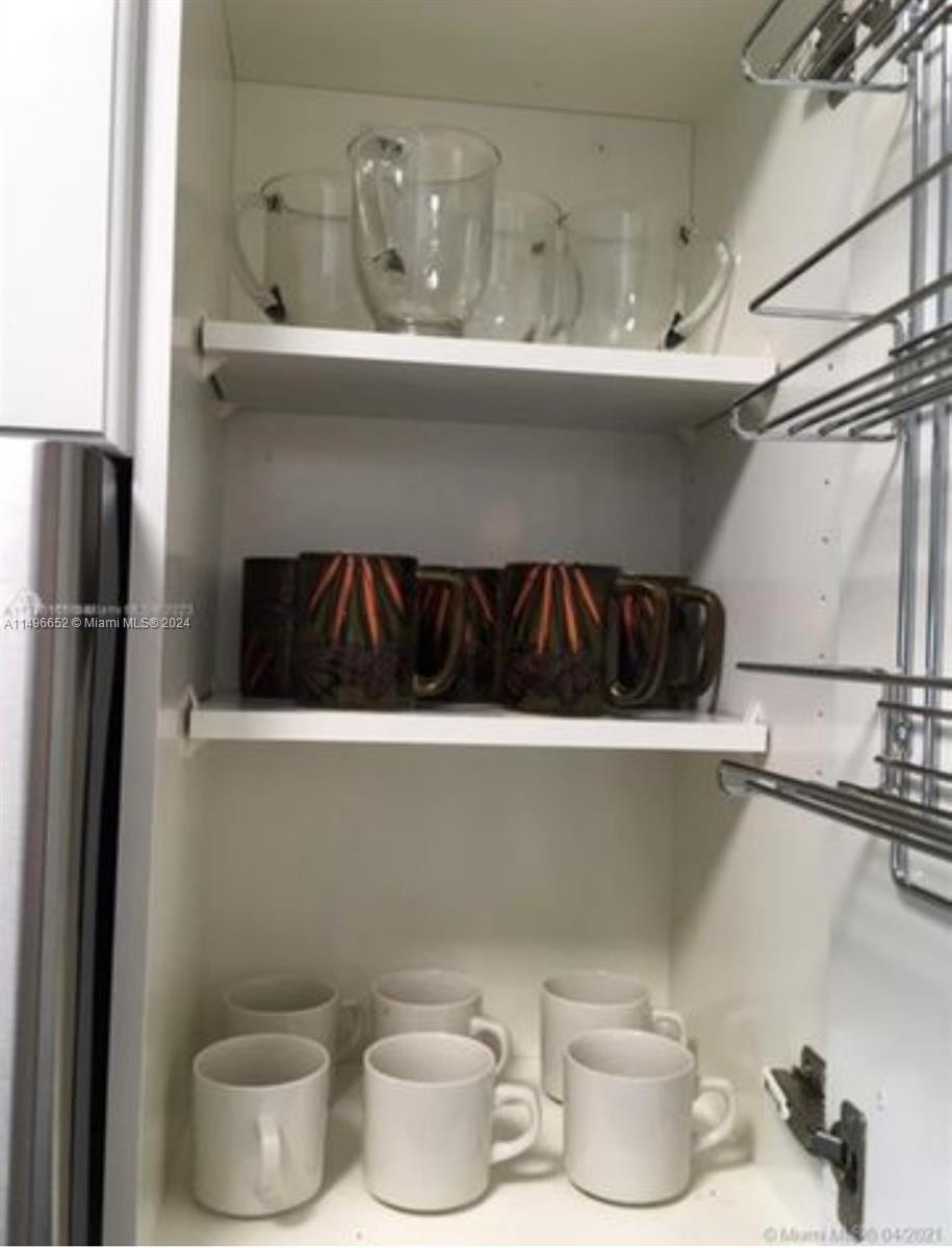 VILLAS AT CARMEL CONDO NO - Residential Lease