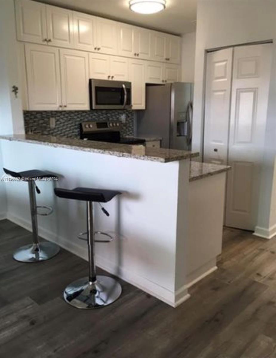 VILLAS AT CARMEL CONDO NO - Residential Lease