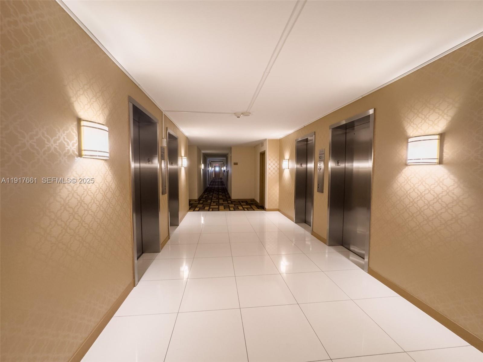 WINSTON TOWERS 400 CONDO - Residential