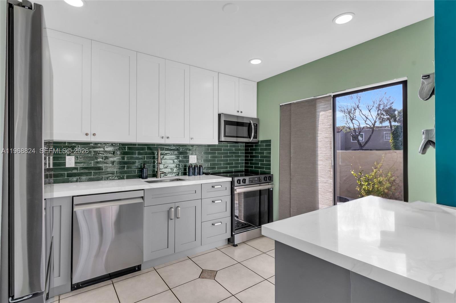 PALM POINT SEC 1 - Residential