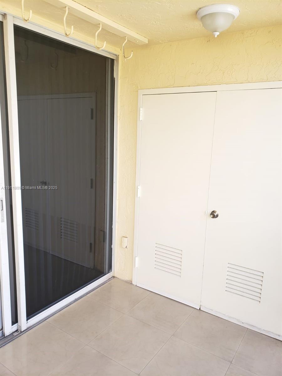 LAS VISTAS AT DORAL CONDO - Residential Lease