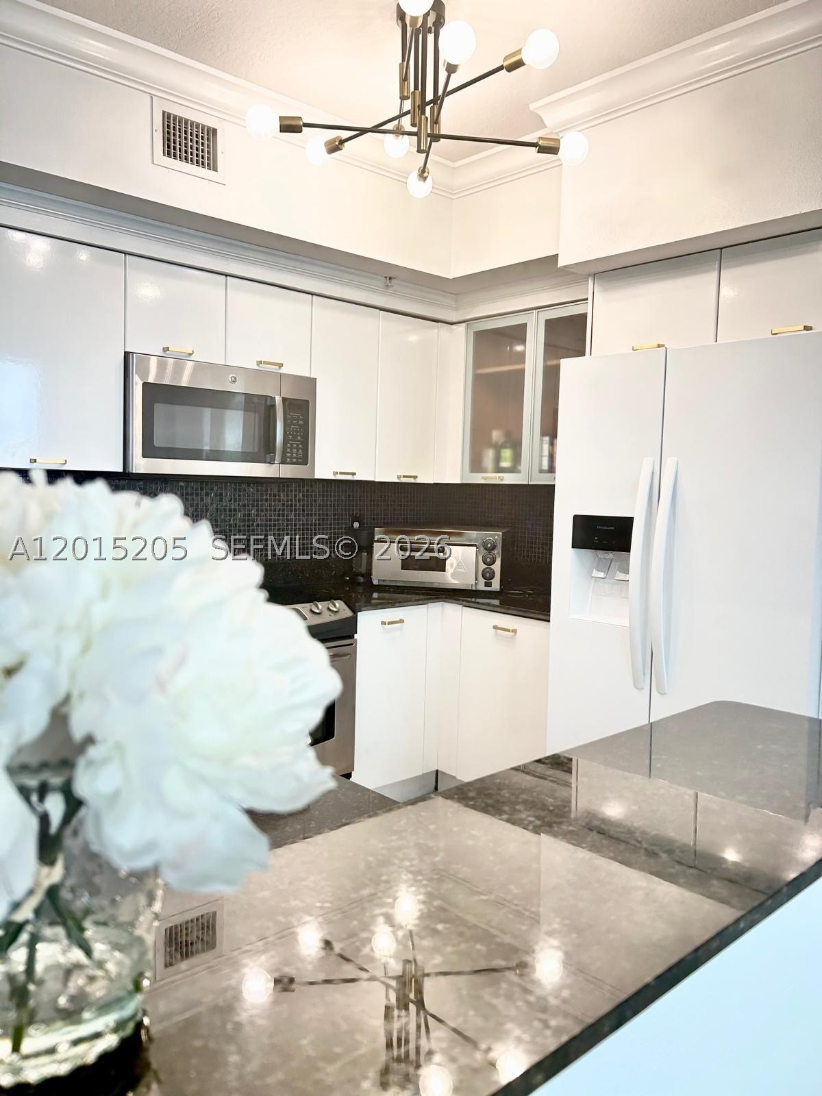 625 Casa Loma Blvd 1009
