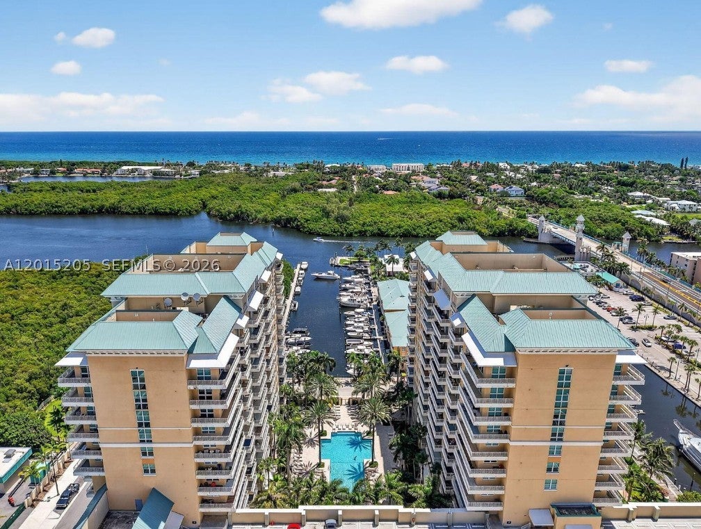 625 Casa Loma Blvd
