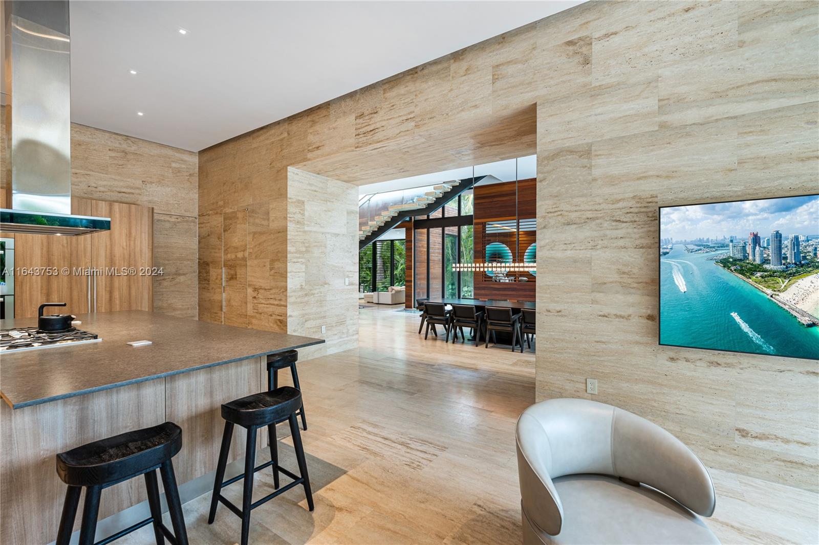 GOLDEN BEACH SEC C - Residential Lease