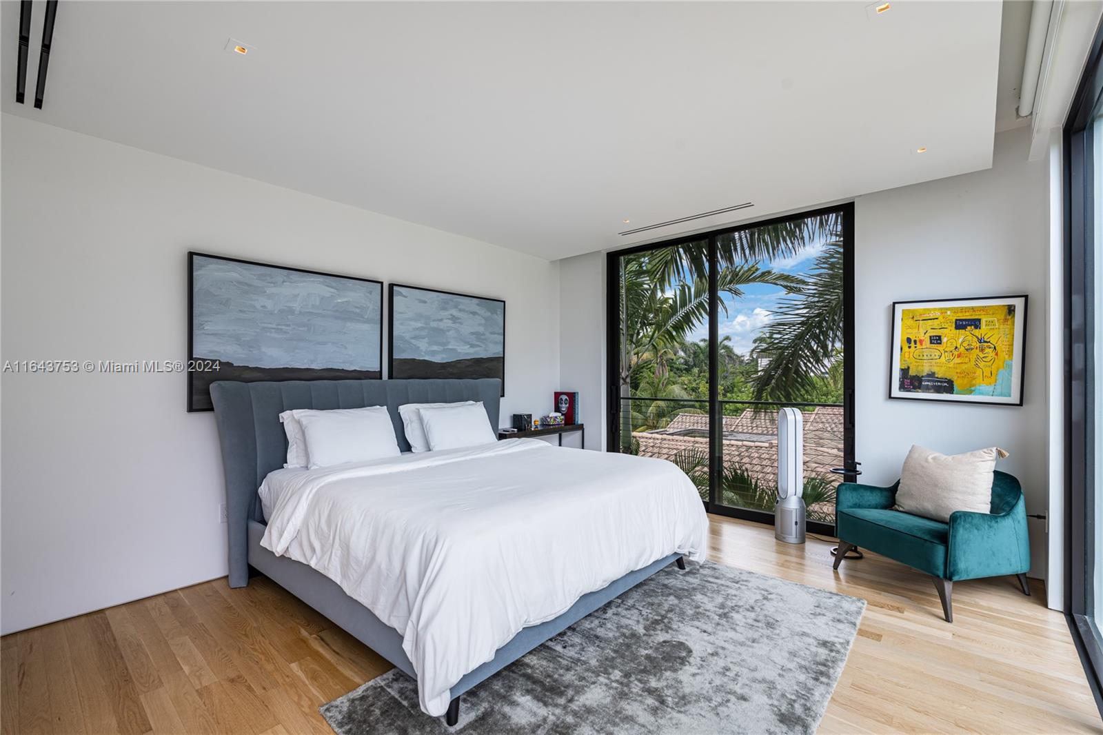 GOLDEN BEACH SEC C - Residential Lease