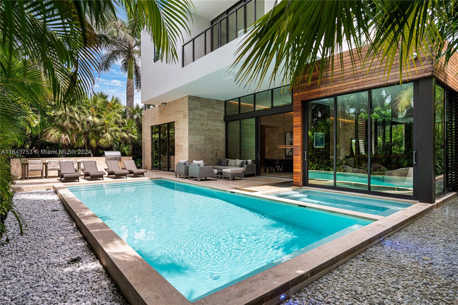 GOLDEN BEACH SEC C - Residential Lease