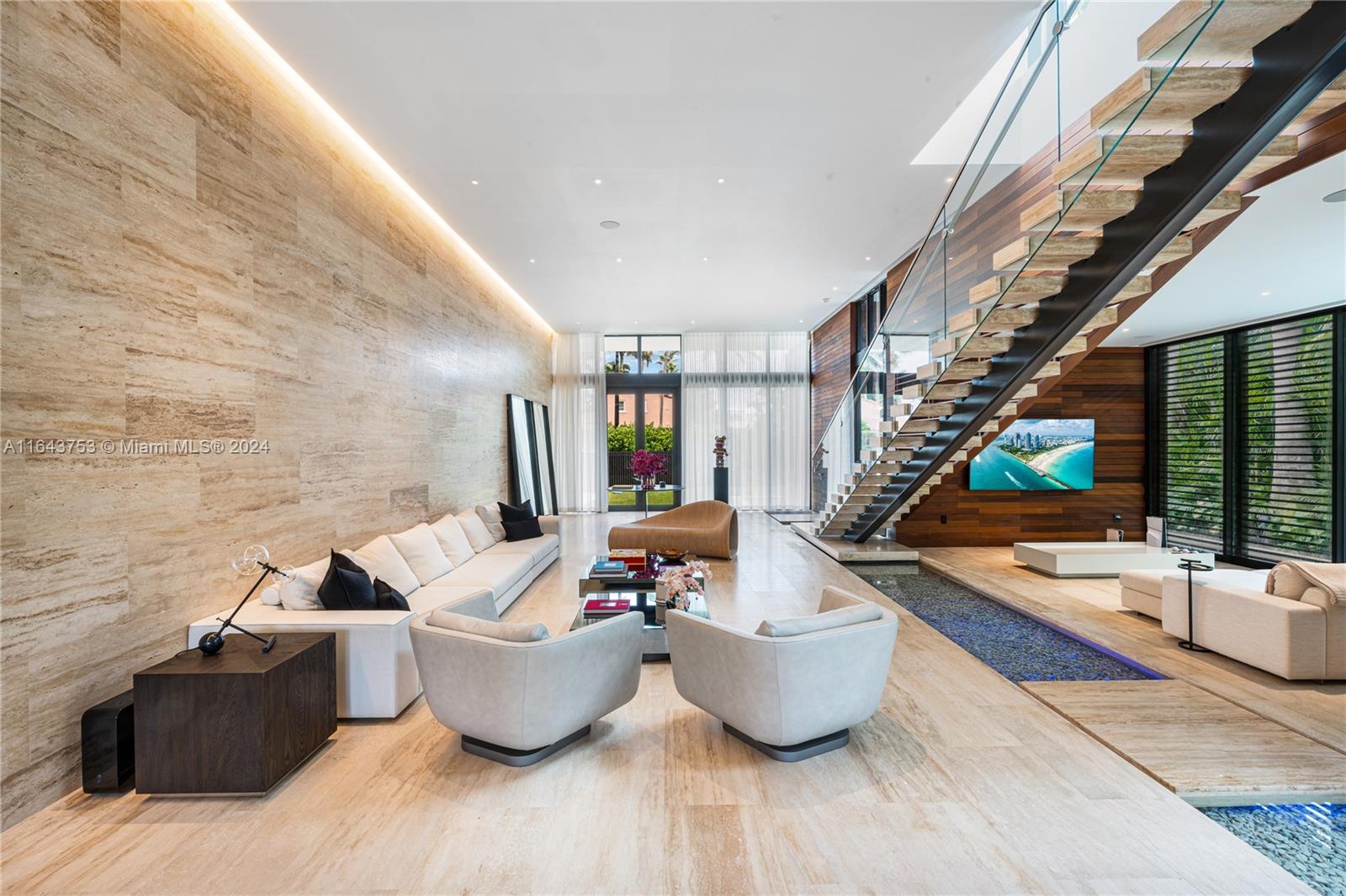 GOLDEN BEACH SEC C - Residential Lease