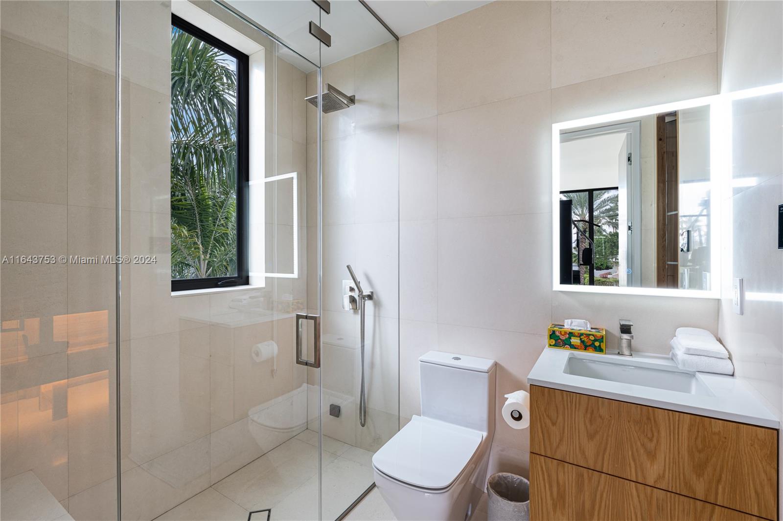 GOLDEN BEACH SEC C - Residential Lease