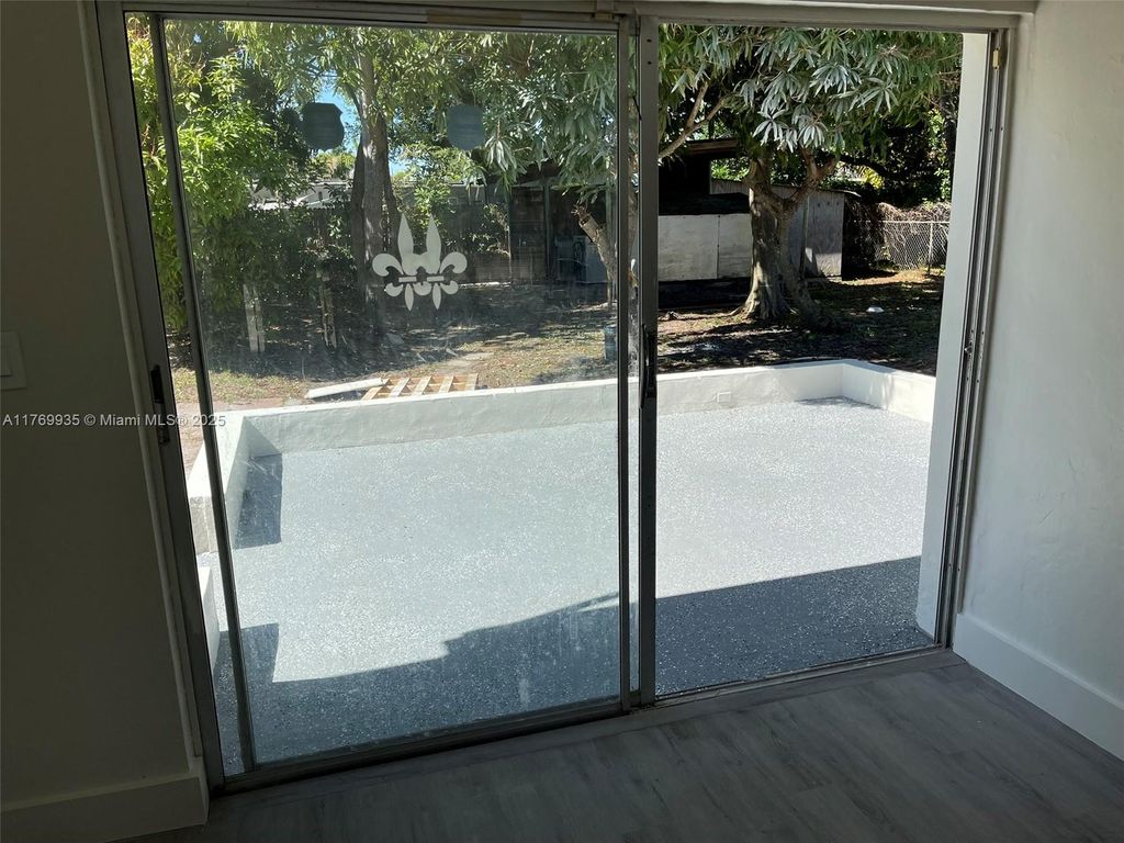 listing image 50