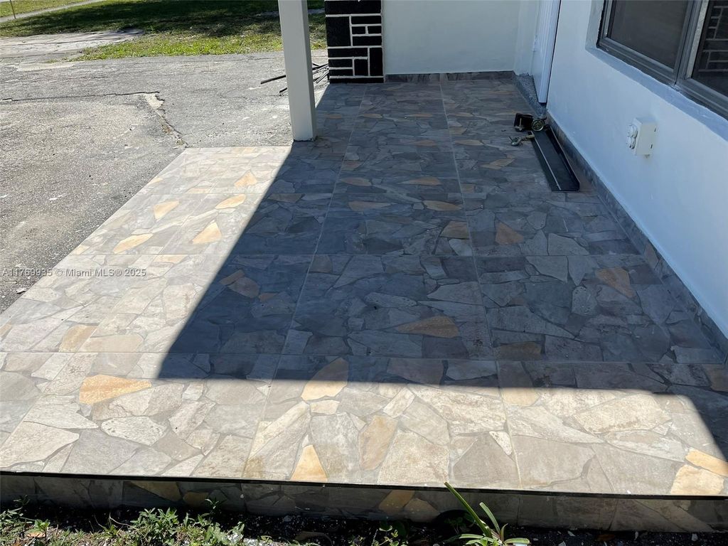 listing image 53