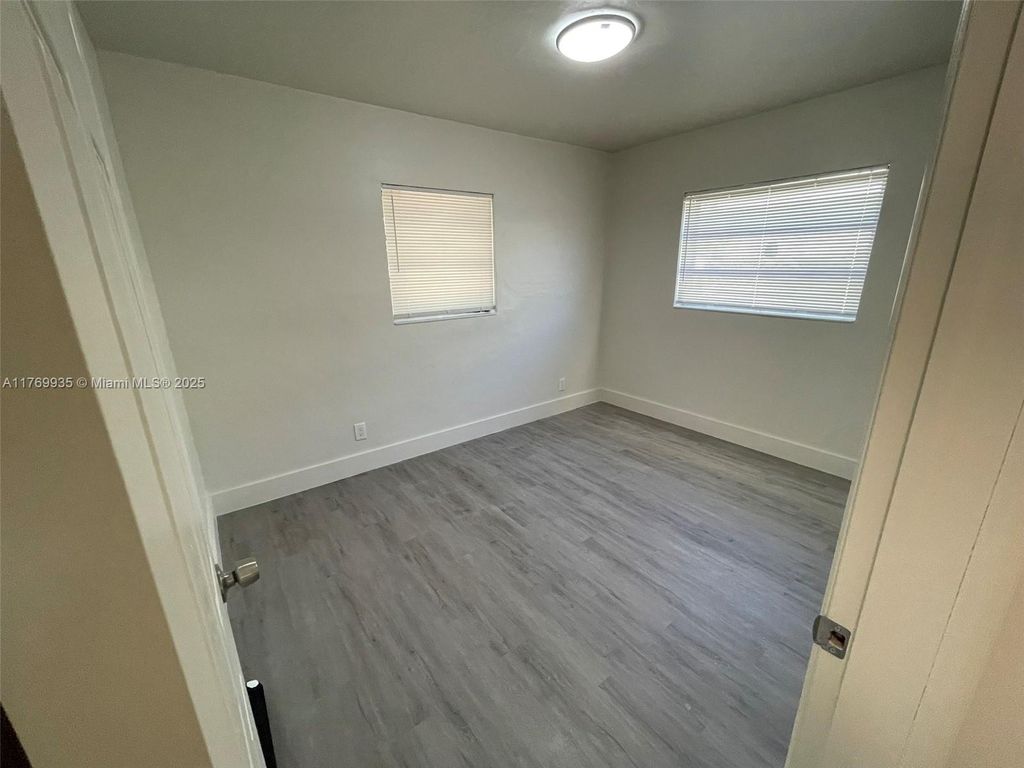 listing image 38