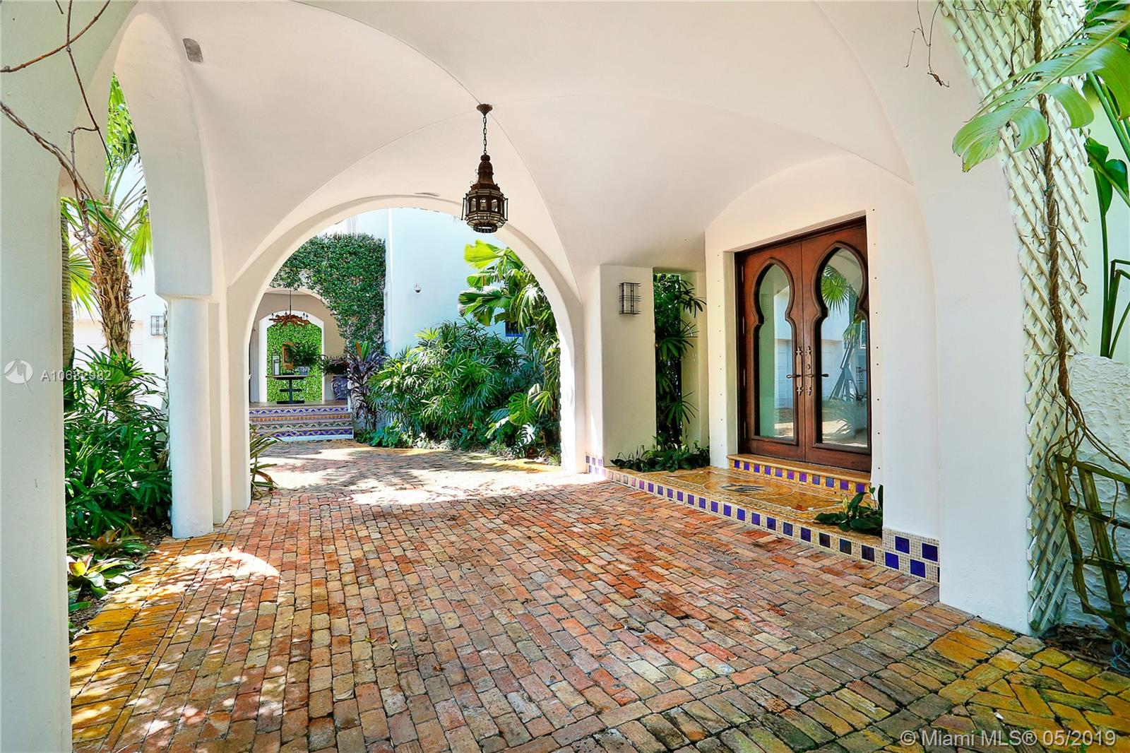 BISCAYNE KEY ESTATES - Residential