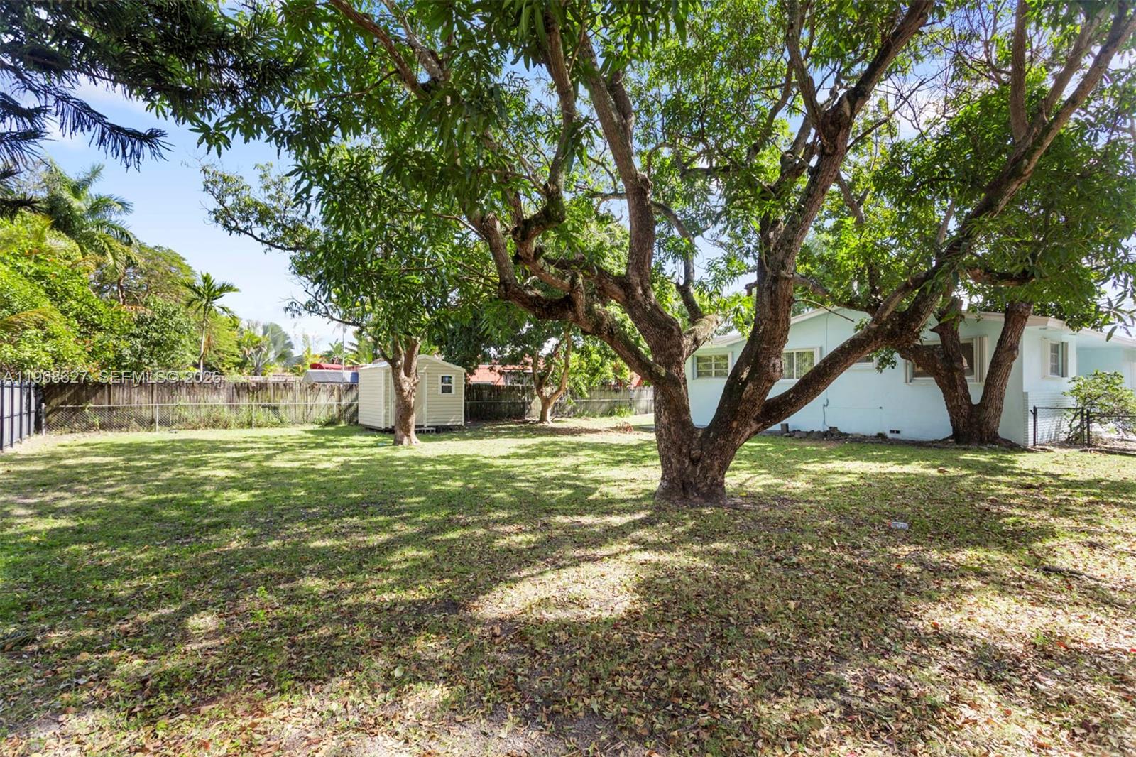 GRIFFING BIS PK EST - Residential Lease