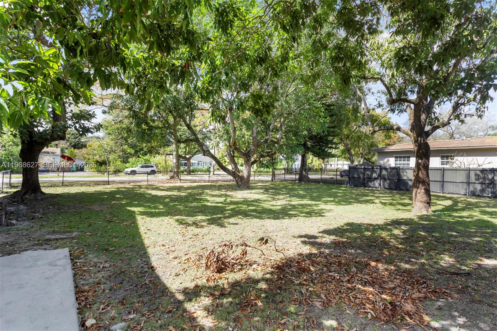 GRIFFING BIS PK EST - Residential Lease