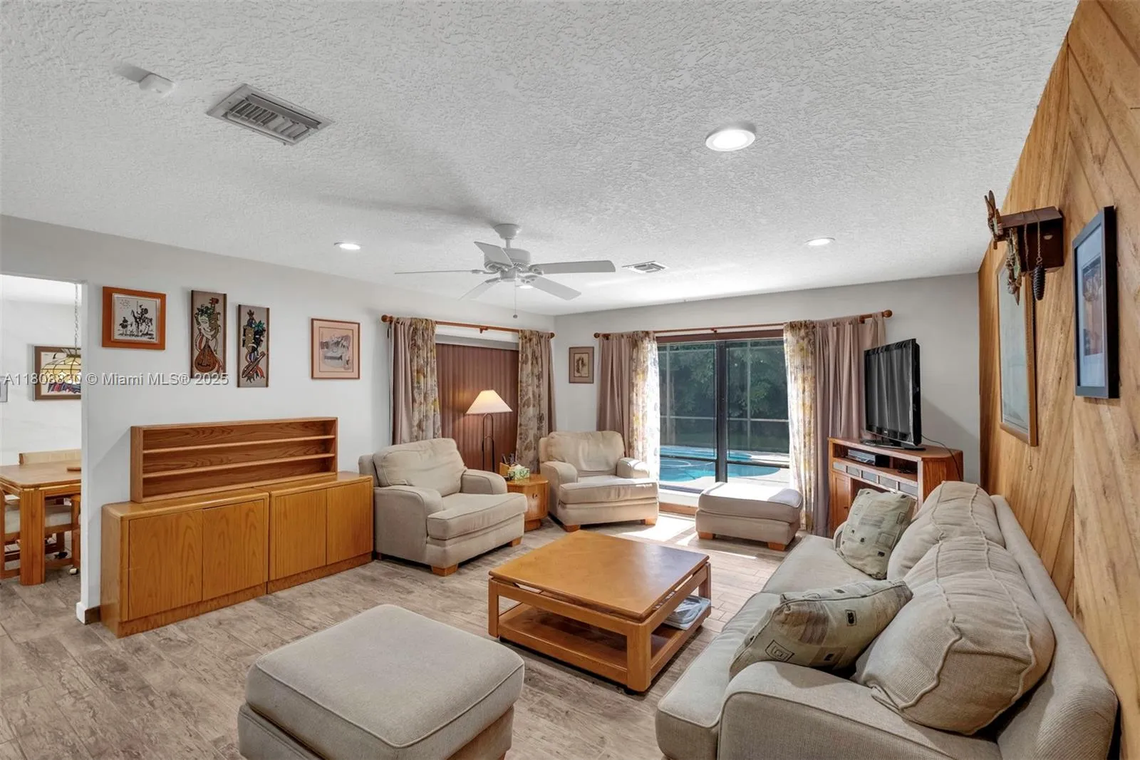 Hollywood, Florida 33021, United States, 5 Bedrooms Bedrooms, ,3 BathroomsBathrooms,Residential,Active,136263